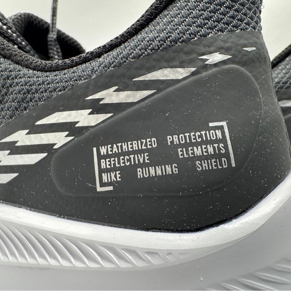 Nike Quest 3 Shield Men Running Shoes CQ8894 001 - Picture 14 of 16